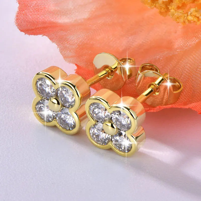 Exquisite Four Leaf Flower Shape Earring Pendant Necklace Moissanite Necklaces Stud Earrings Jewelry Set for Women Gift