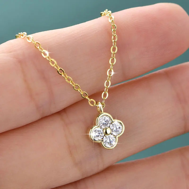 Exquisite Four Leaf Flower Shape Earring Pendant Necklace Moissanite Necklaces Stud Earrings Jewelry Set for Women Gift